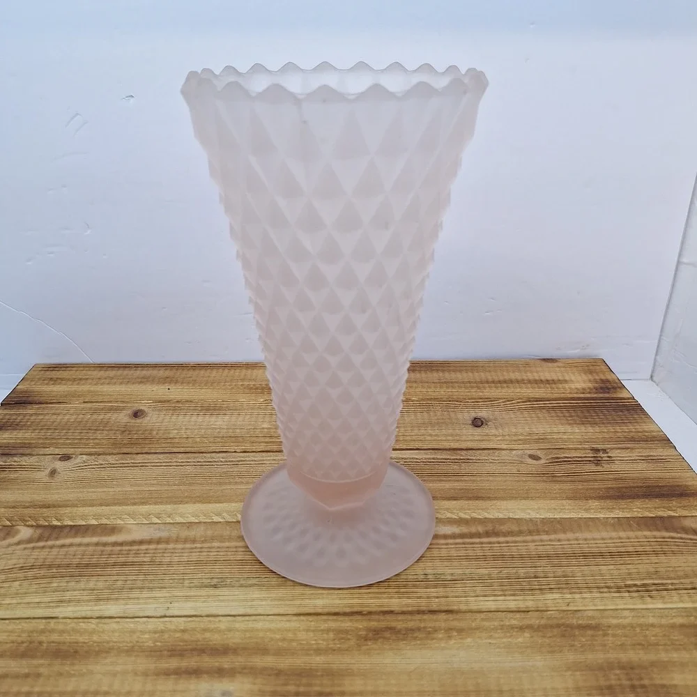 Indiana Glass Vintage Pink‎ Satin Frosted Diamond Point 8